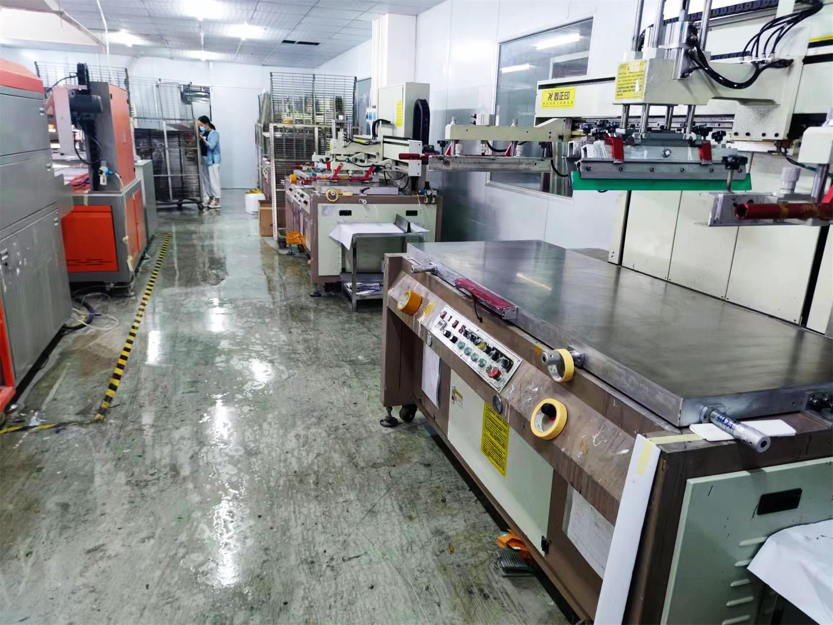 半自動絲印機(jī)